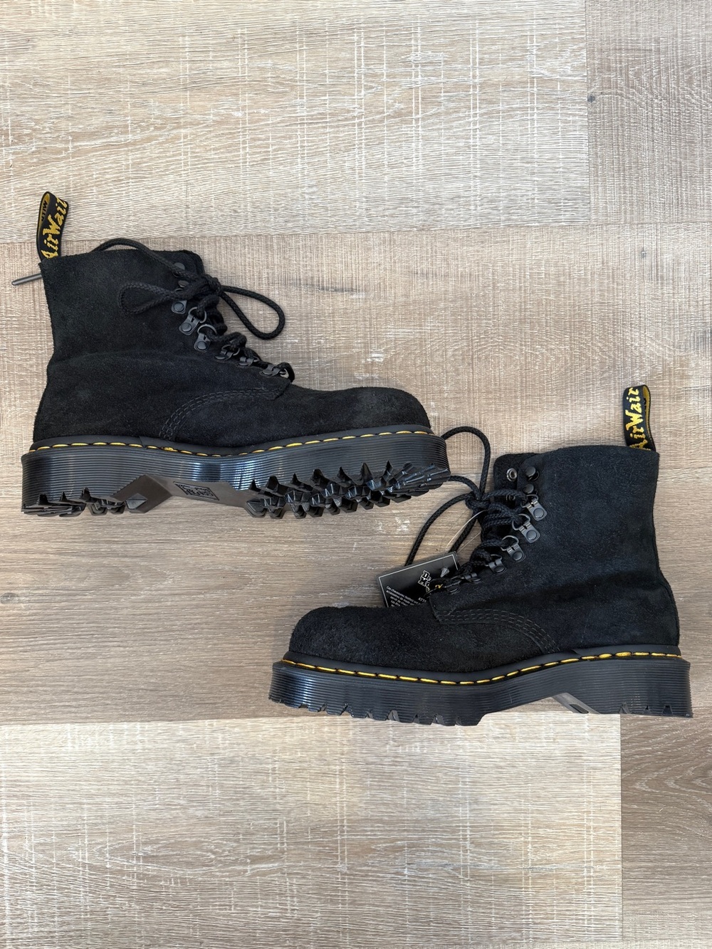 Dr. Martens 1460 Pascal Size US 7 Men / 8 Women Black Hairy Suede Lace Up Boots - Picture 4 of 9